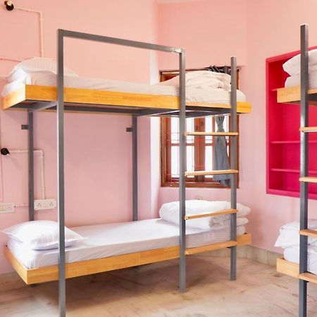 Roambay - Gokulam Hostel ไมซอร์ ภายนอก รูปภาพ