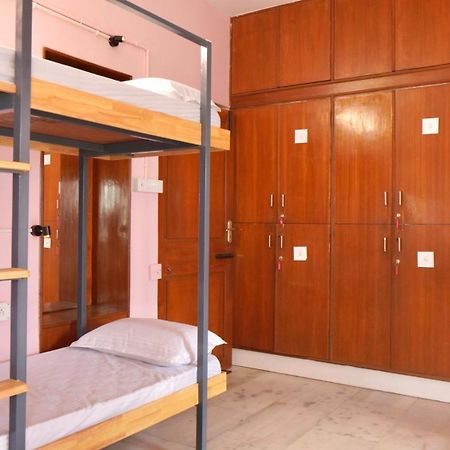 Roambay - Gokulam Hostel ไมซอร์ ภายนอก รูปภาพ