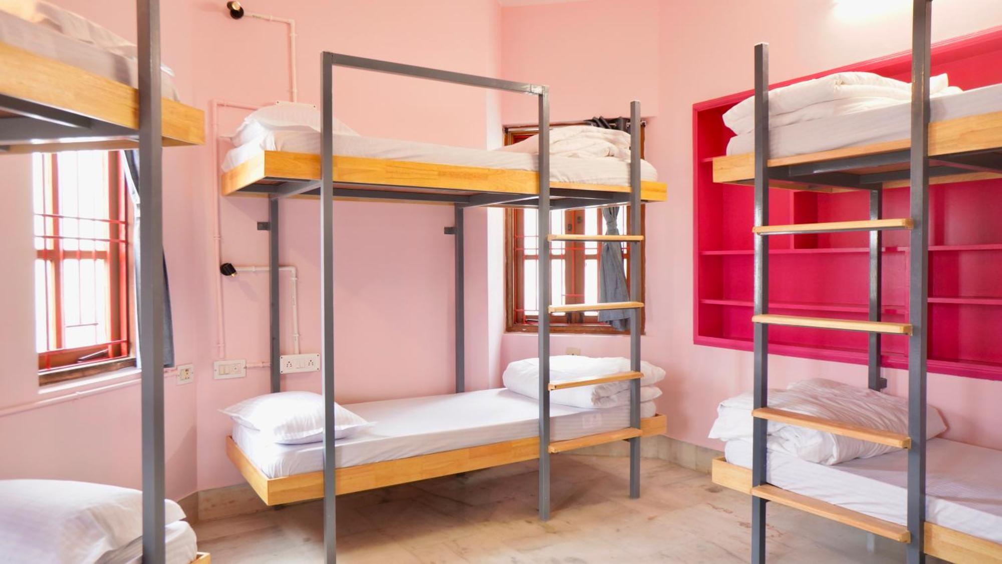 Roambay - Gokulam Hostel ไมซอร์ ภายนอก รูปภาพ