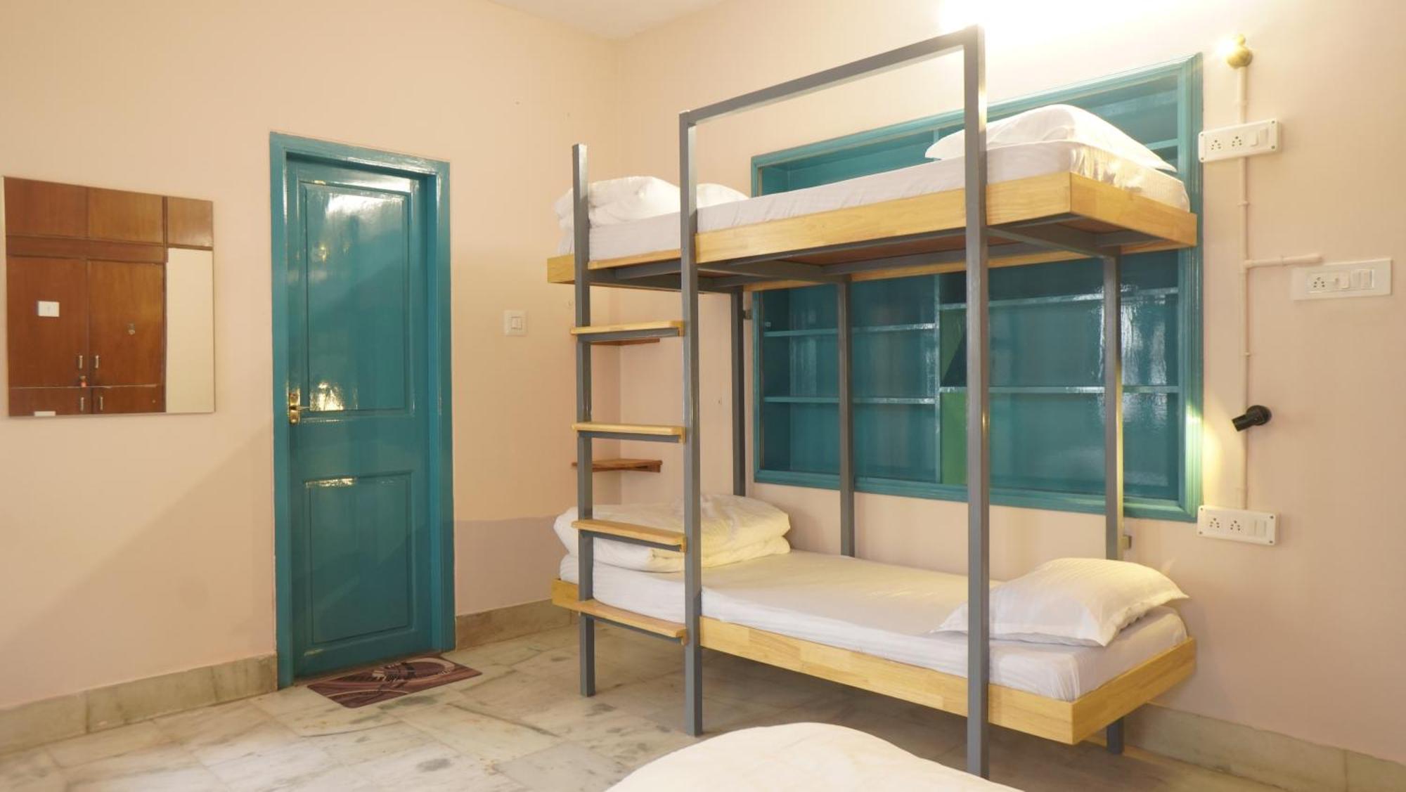 Roambay - Gokulam Hostel ไมซอร์ ภายนอก รูปภาพ